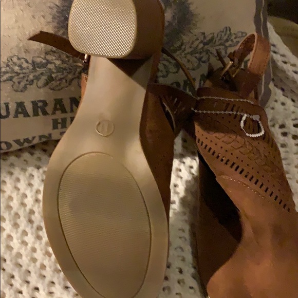 New brown Universal thread open toe boots - Picture 4 of 4